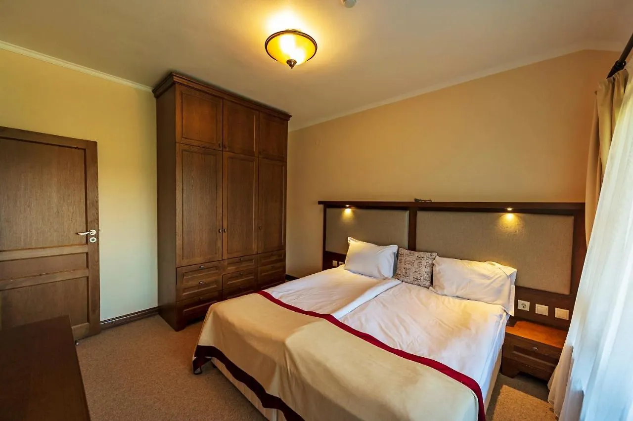 בנסקו 7 Pools Spa Boutique Hotel