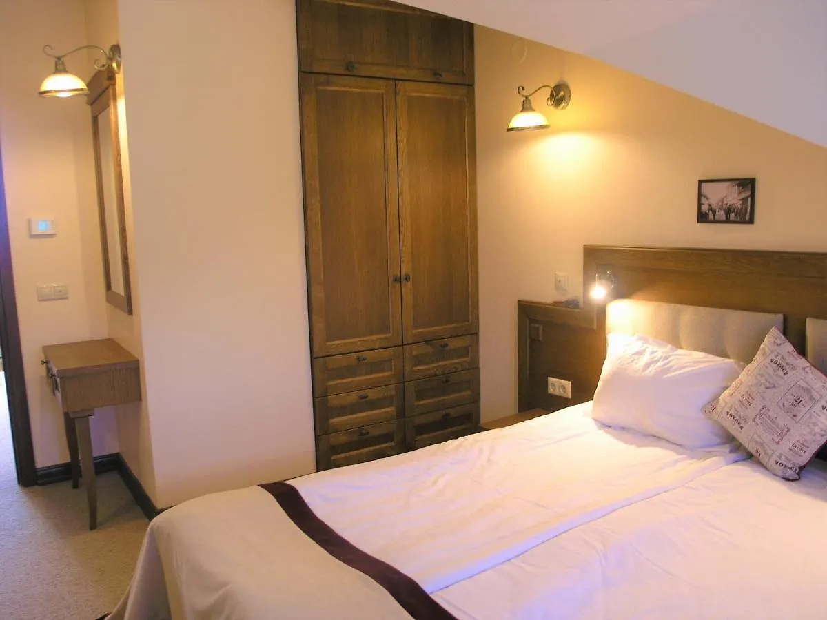 בנסקו 7 Pools Spa Boutique Hotel